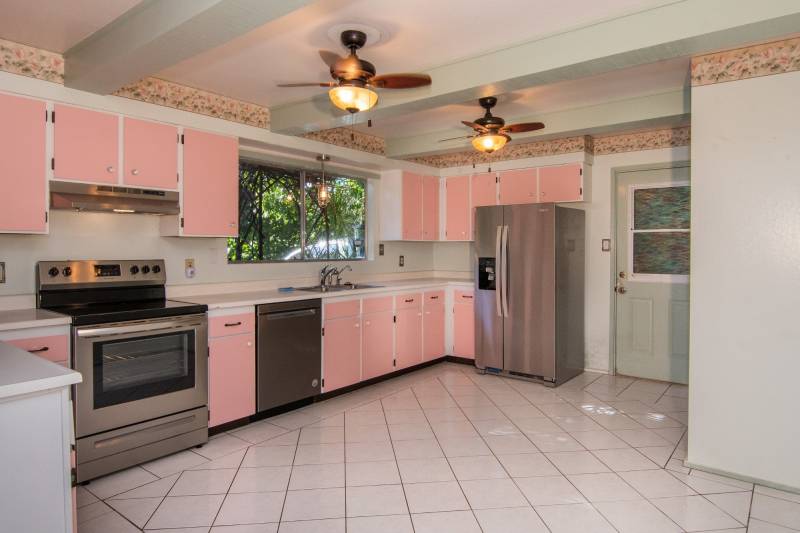 Vintage Kitchen with Updated Appliances (2)